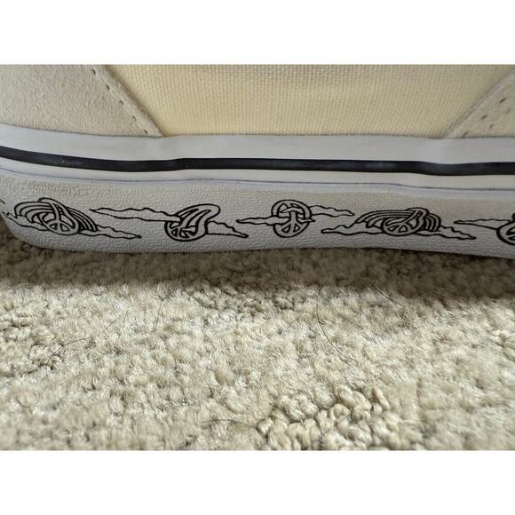 NEW Vans UV Dream Era Skate Shoe Canvas‎ Suede Men’s 6 Cream - Picture 8 of 9